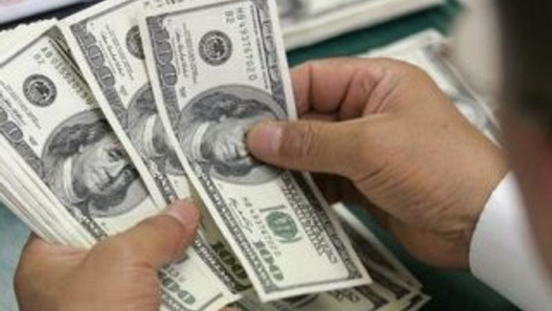 Dolar yeniden 2,70'i aştı