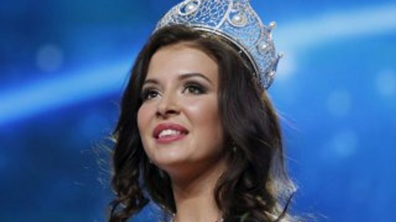 Rusya'nın en güzel kızı seçildi