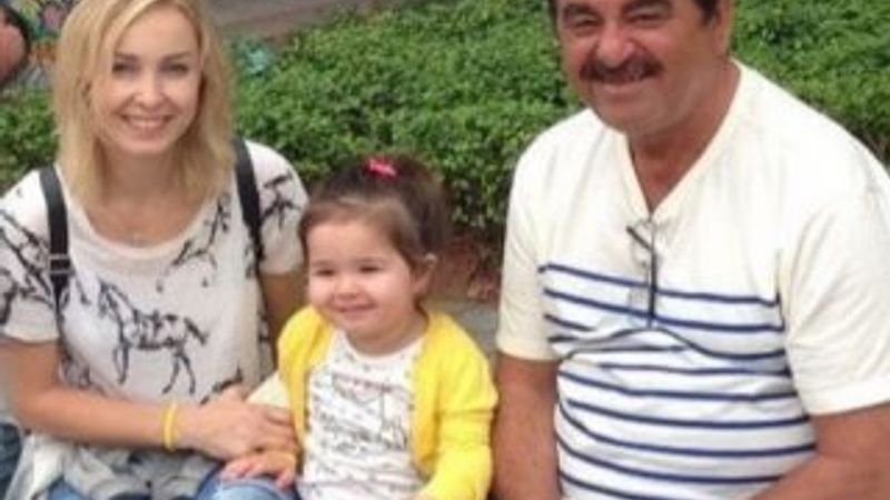 Ayşegül Yıldız'dan Derya Tuna'ya gönderme