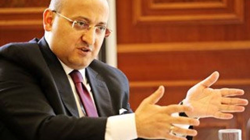 Yalçın Akdoğan: Paralel yapı insanların dinini esir aldı