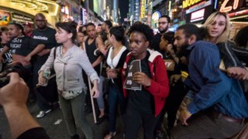 Baltimore protestoları New York'a sıçradı