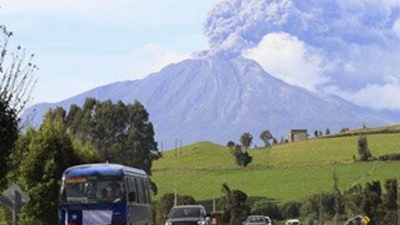 Şili'deki Calbuco Yanardağı yeniden faaliyete geçti