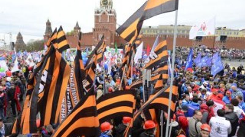 Rusya'da coşkulu 1 Mayıs kutlamaları