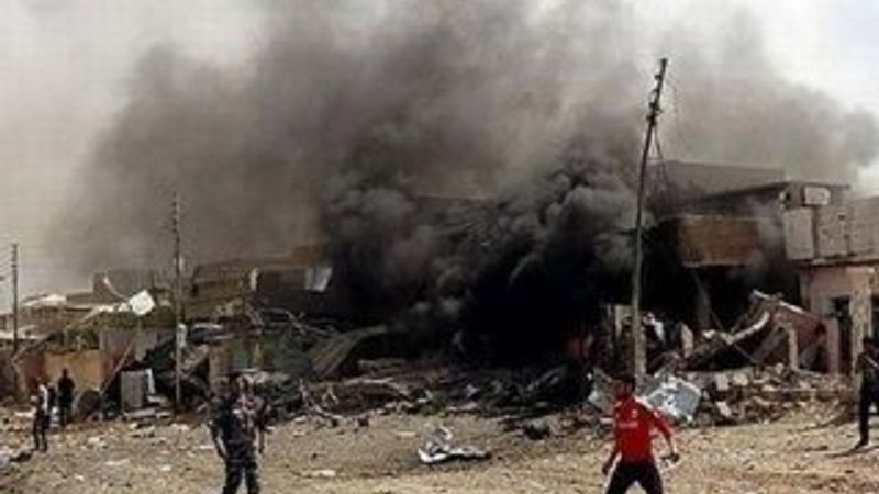 Bağdat'ta bomba yüklü araç patladı: 12 ölü