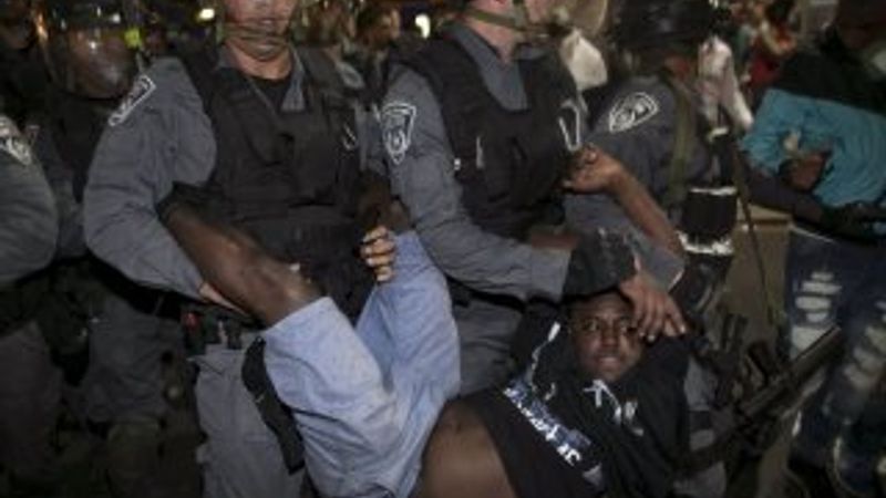 İsrail'de Etiyopya asıllı Yahudilerin eylemleri sürüyor