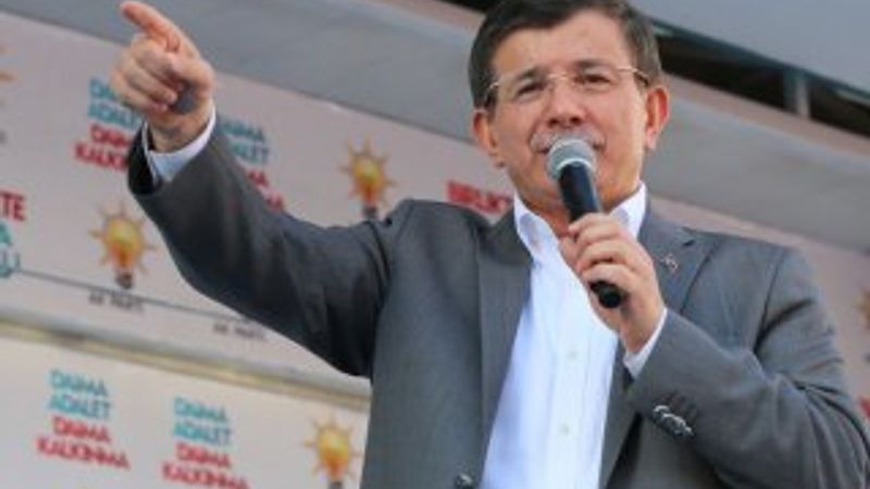 Ahmet Davutoğlu: En iyi kamuoyu yoklaması meydanlardır