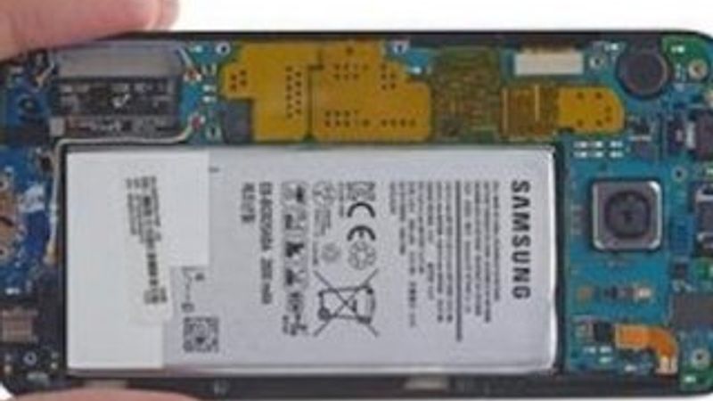 Samsung Galaxy S6'nın bataryası şişti