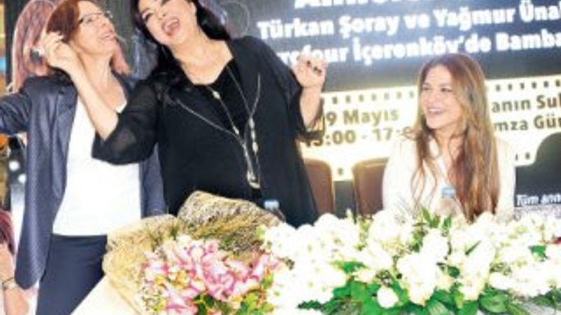 Türkan çaldı Sultan oynadı