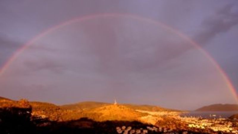 Bodrum’da gökkuşağı şöleni