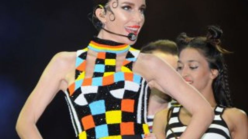 Gülşen Gaziantep'te konser verdi