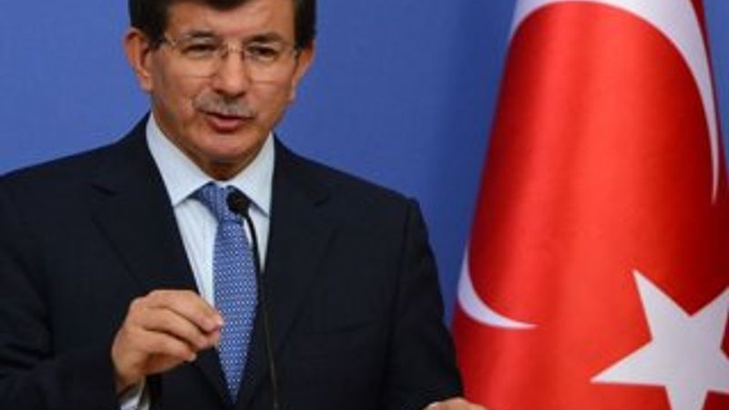 Başbakan Davutoğlu'ndan 19 Mayıs mesajı