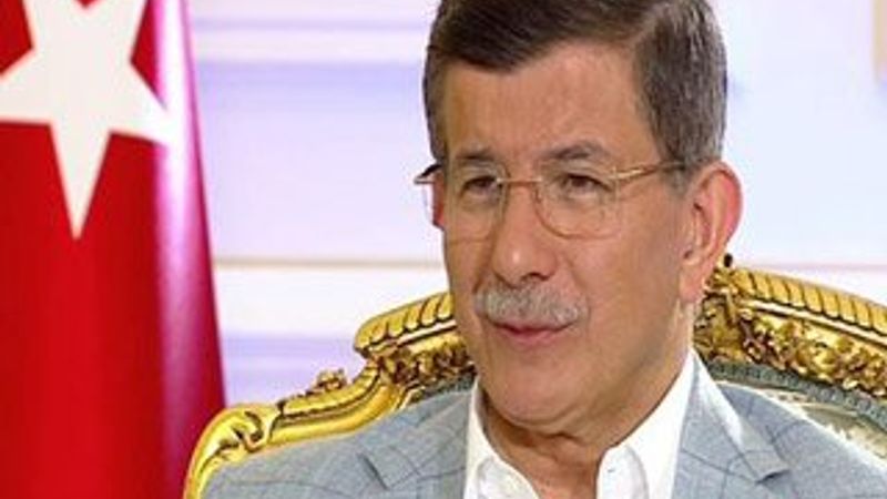 Başbakan Davutoğlu'ndan canlı yayında açıklamalar