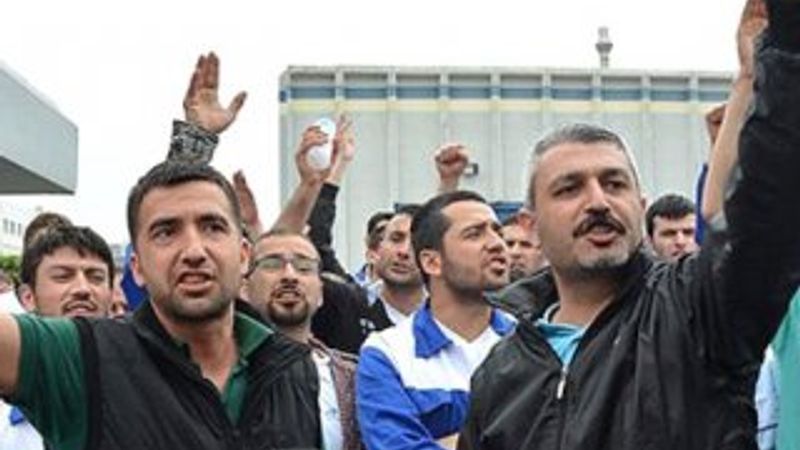 Otomotiv sektöründeki eylem traktör fabrikasına sıçradı