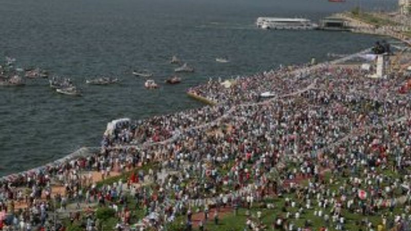 Selahattin Demirtaş İzmir'de miting düzenledi