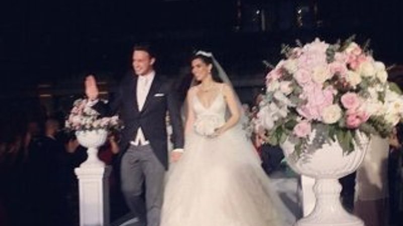 Hatice Şendil ve Burak Sağyaşar evlendi