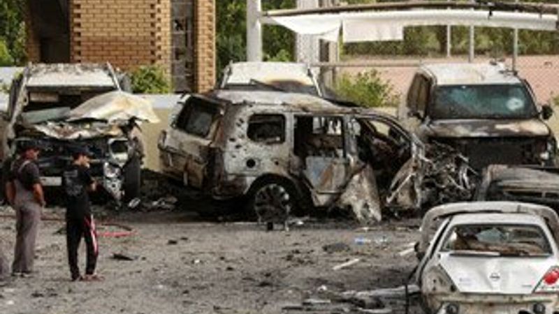 Bağdat'ta şiddet olayları: 10 ölü 27 yaralı