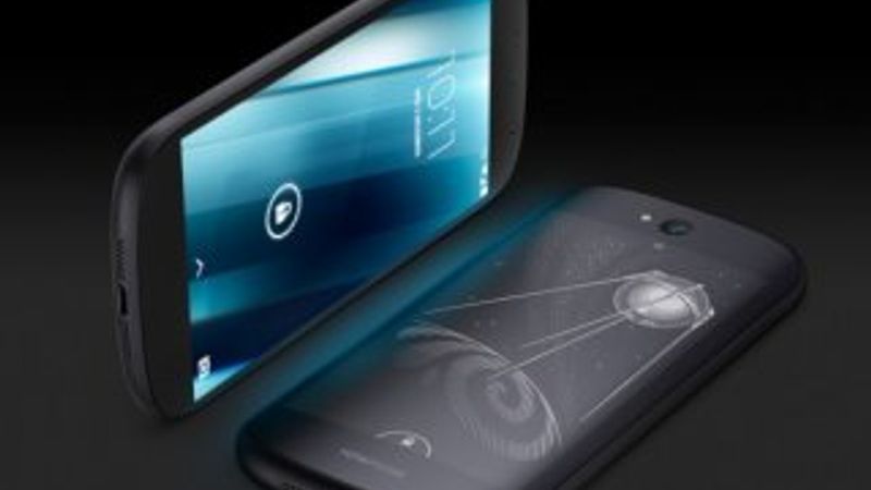 YotaPhone 2C ve 3 hazırlanıyor