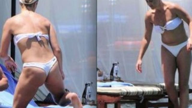 Helin Avşar tanga bikini giydi