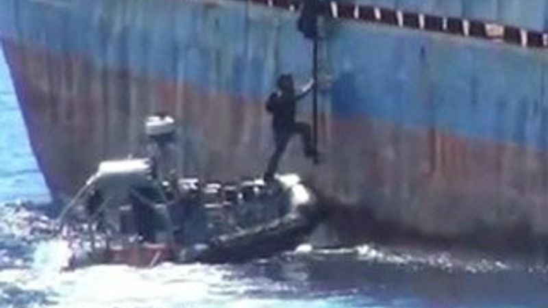 Sicilya açıklarında Türk gemisine operasyon