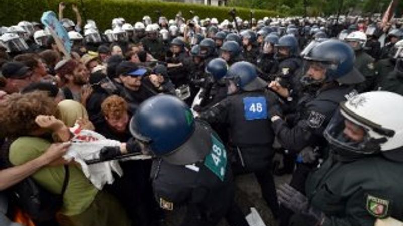 Almanya'da G7 Zirvesi protestolarında ülke karıştı