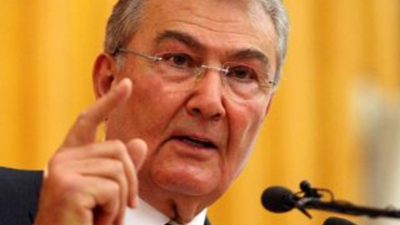 Deniz Baykal Meclis'te geçici başkanlık yapacak