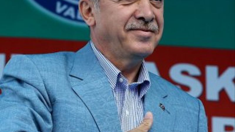 Erdoğan'dan Sezai Karakoç şiiri