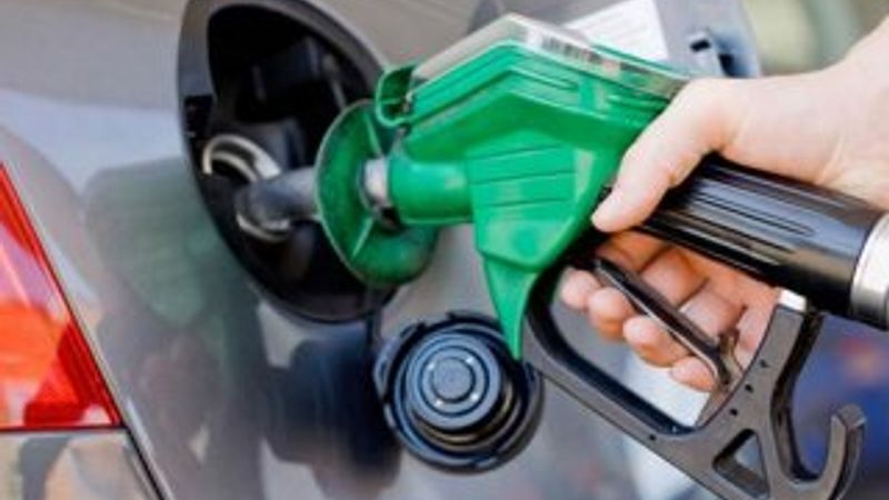 Benzine 15 kuruşluk zam