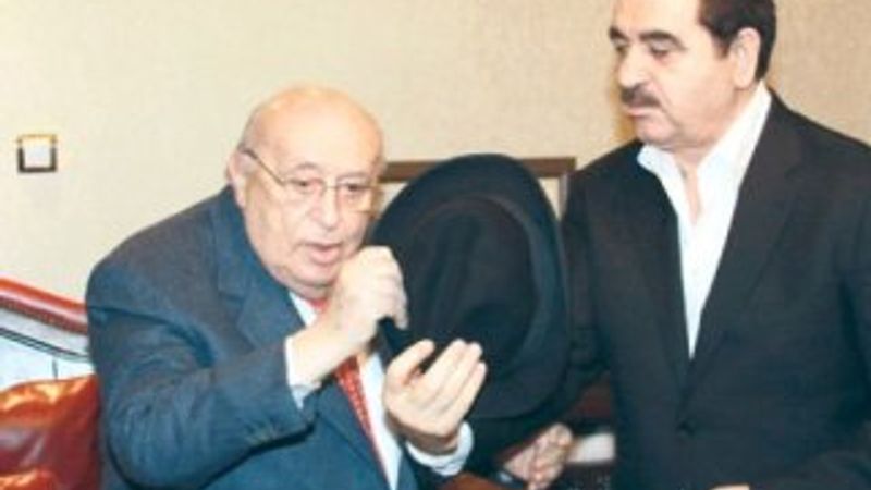İbrahim Tatlıses'ten Süleyman Demirel paylaşımı