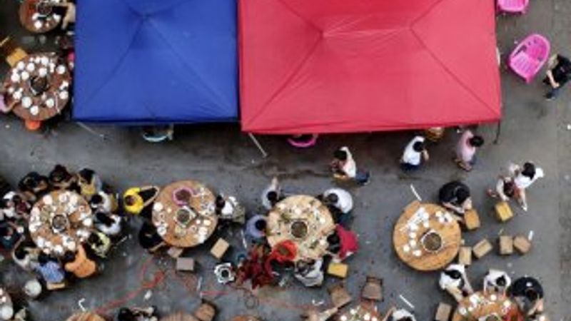 Çin'de köpek yeme festivali yapıldı