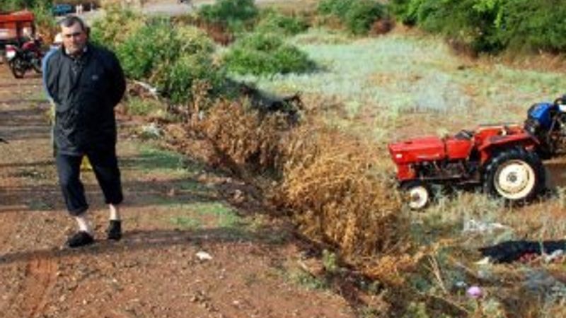 Çanakkale'de ehliyetsiz traktör kullanan genç kız öldü