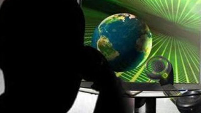 Fransa 40 ülkeyi izliyor