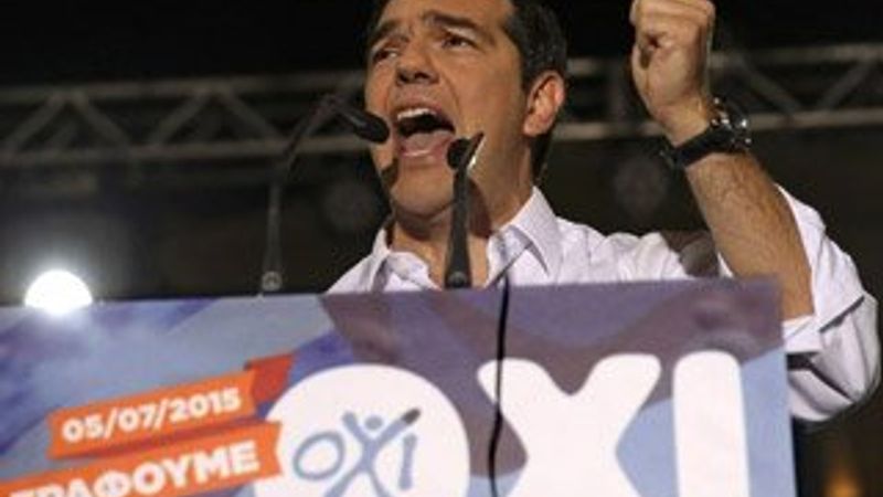 Tsipras: Yunan halkından onurlu bir hayır bekliyorum