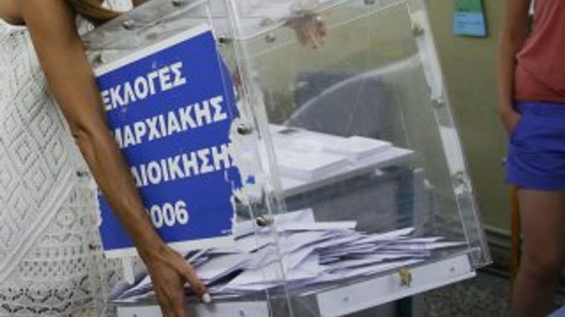 Yunanistan'da referandum için oy verme işlemi tamamlandı
