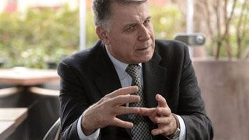 Pekin: Cemaat Irak'ı ABD'ye teslim eden Kesnizani gibi