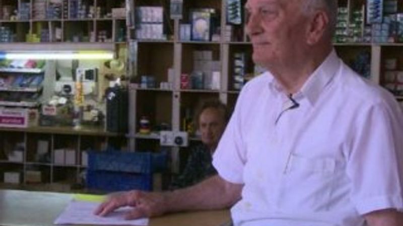 Emekli maaşını Yunanistan'a gönderdi