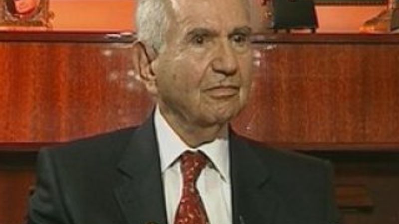 Tahsin Şahinkaya hayatını kaybetti