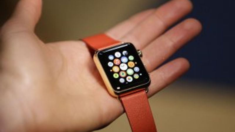 Apple Watch satışları düştü