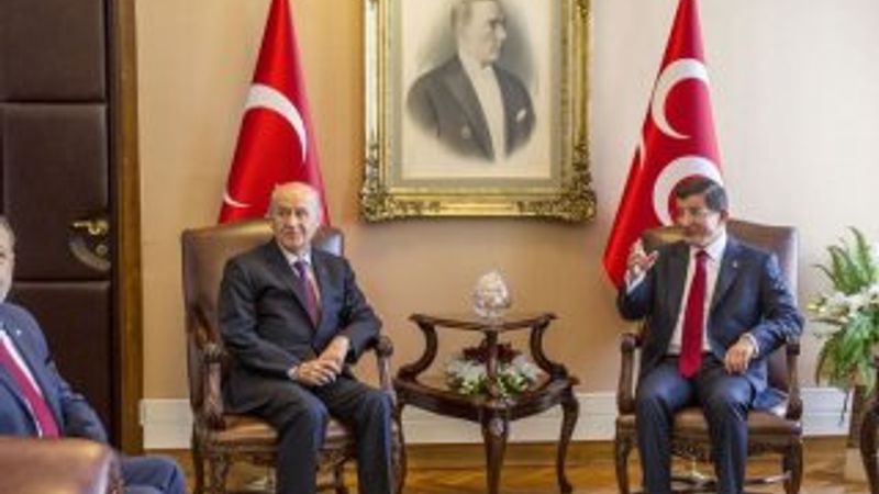 Davutoğlu ile Bahçeli bir araya geldi