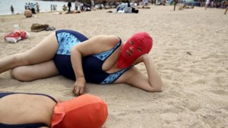 Çin'de face-kini modası başladı
