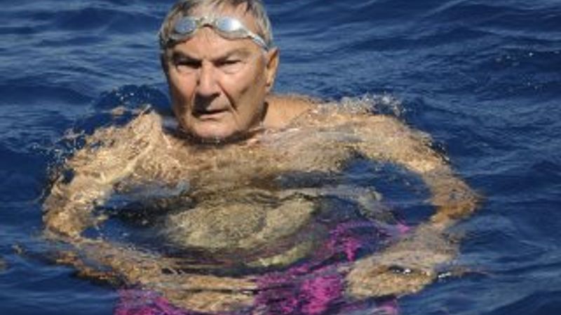 Deniz Baykal soruları denizden yanıtladı