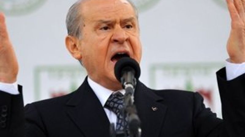 Devlet Bahçeli'nin tavrını anket belirledi