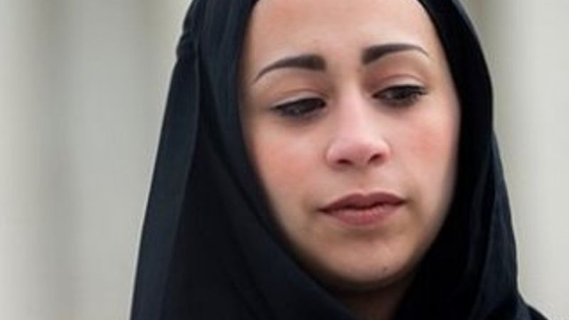 Ünlü markadan başörtülü kadına tazminat