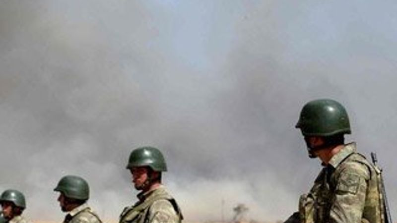 Tugay komutanı geceyi Suriye sınırında geçirecek