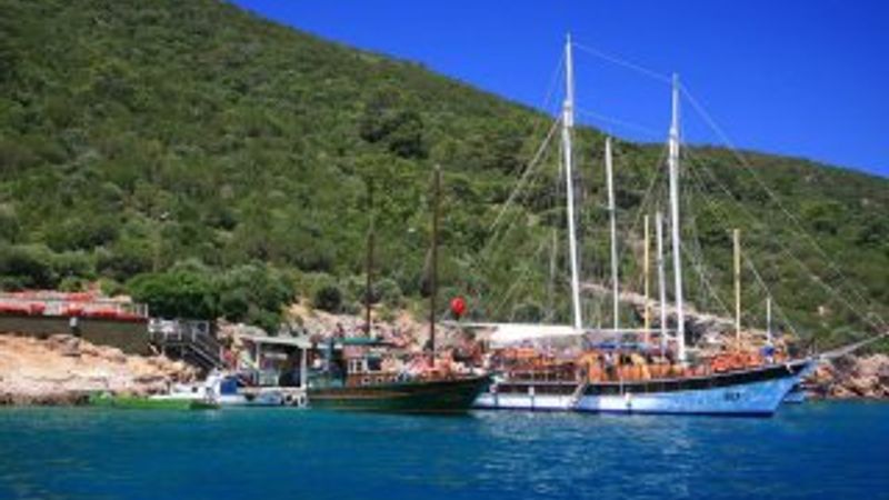 Kleopatra Adası'nı kiralamak için yarışıyorlar