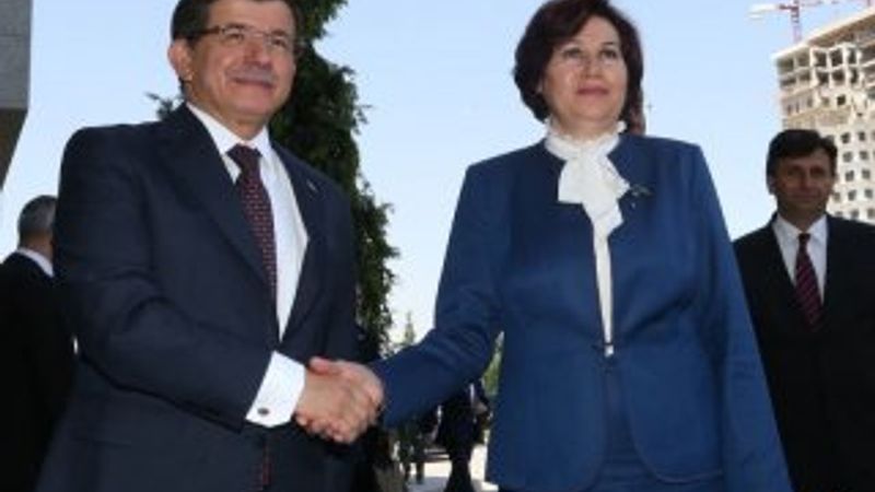 Başbakan Davutoğlu Danıştay Başkanı'nı ziyaret etti