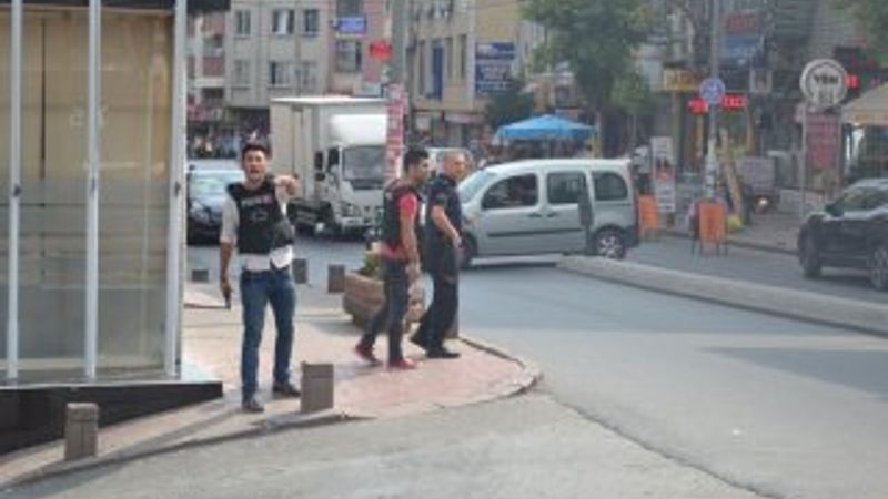 Okmeydanı’nda polise silahlı saldırı: 2 yaralı