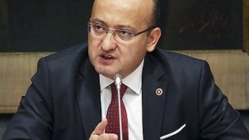 Yalçın Akdoğan: Öcalan bunları yakalasa sopayla kovalar