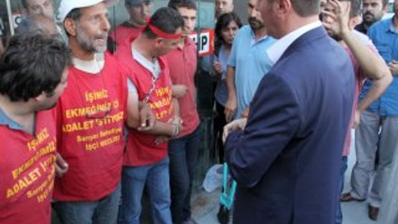 CHP İl Başkanlığı'nda zincirli eylem