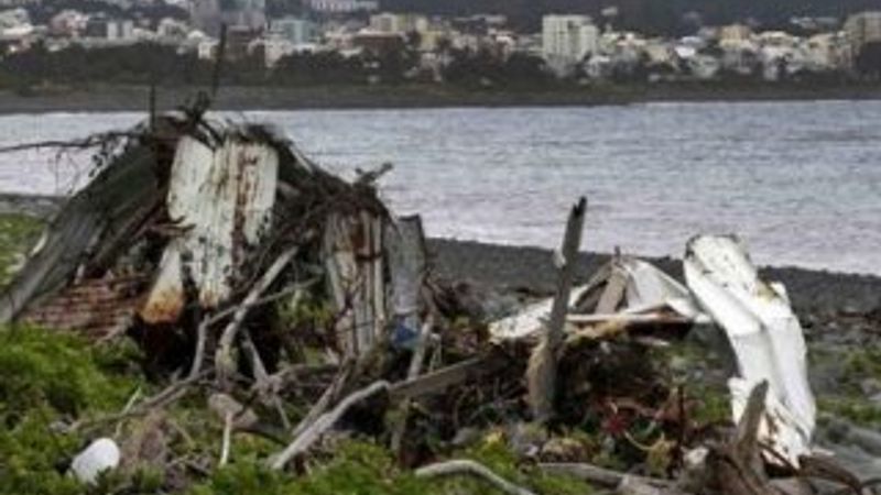 Hint Okyanusu'nda bulunan parça Malezya uçağına ait