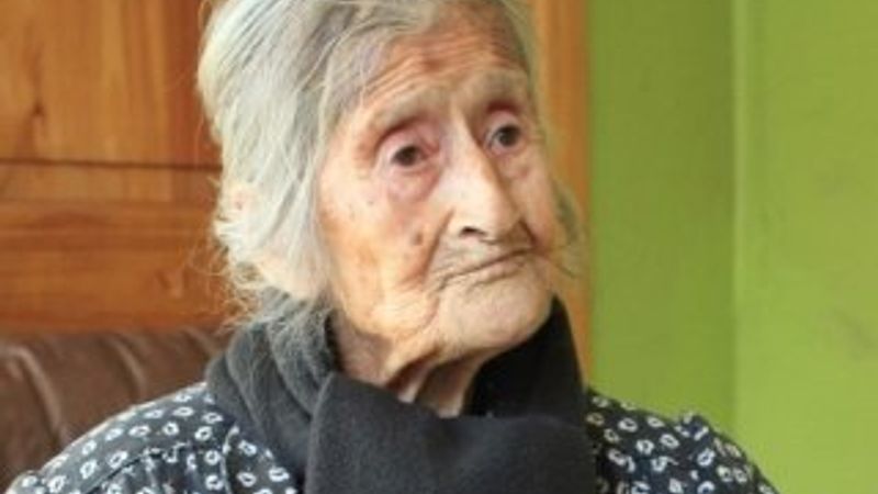 Rahminde 60 yıl bebek taşıyan kadın